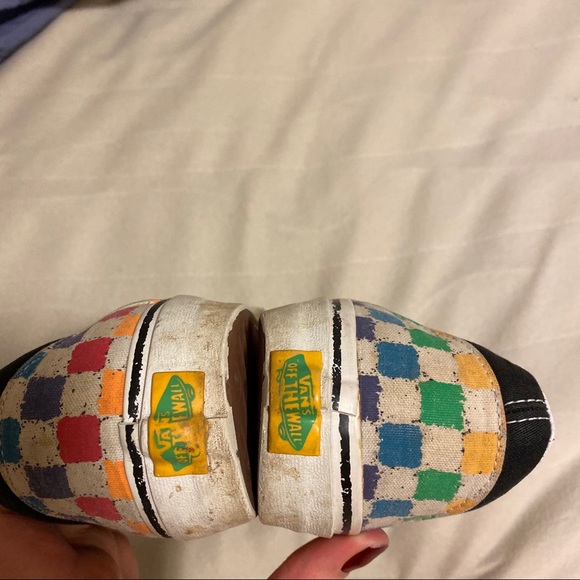 Crayola Vans rainbow block W10.5 M9 colorful - Picture 4 of 6